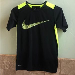 Nike Dri-fit T-shirt